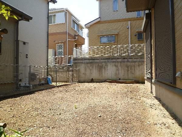 Garden. Please planted your favorite planting!