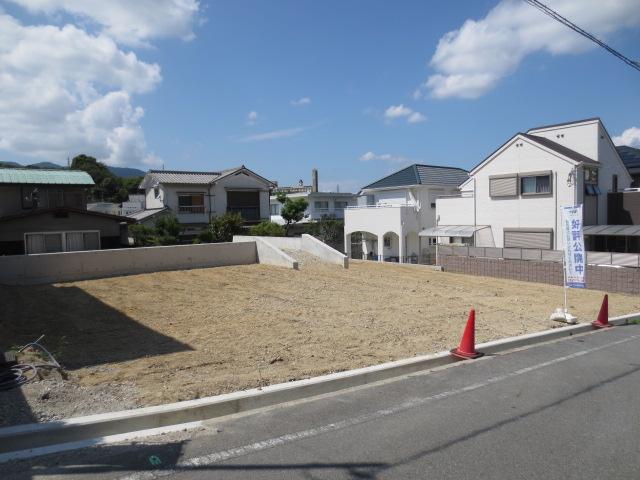 Local land photo. The entire subdivision (from the south)