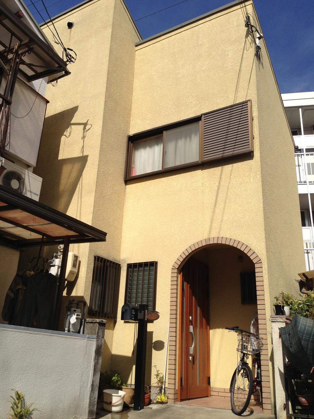 Local appearance photo