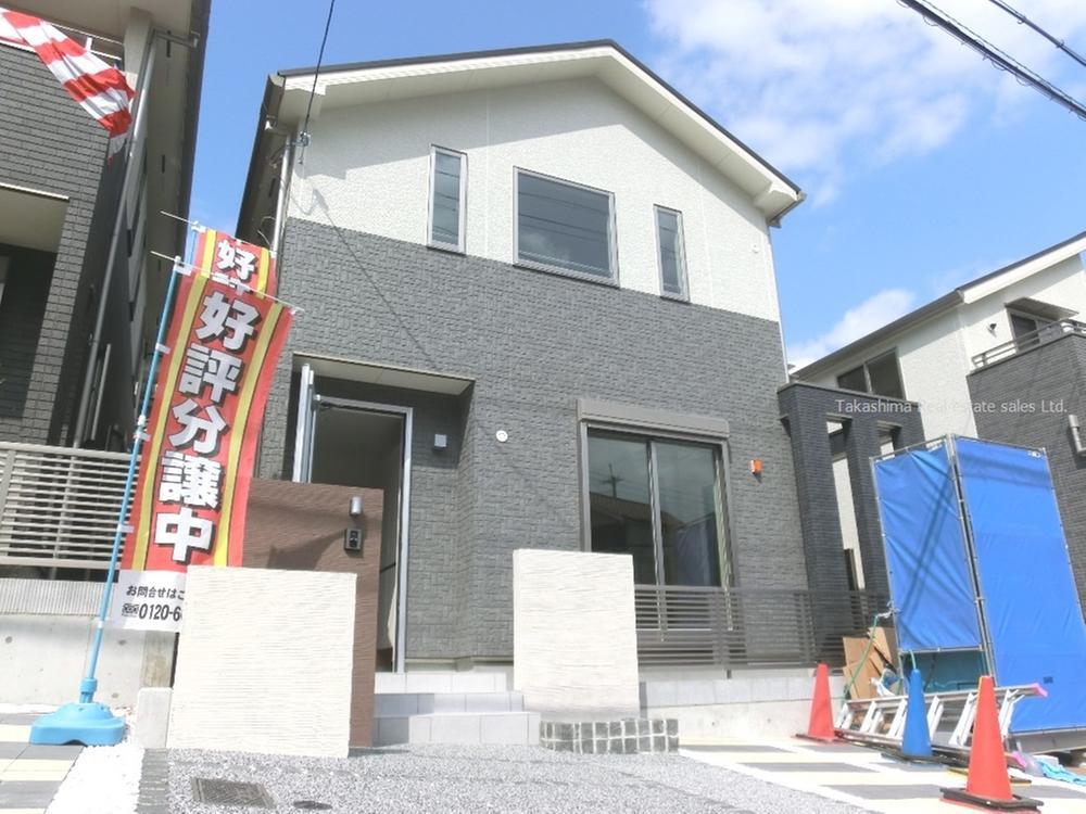 Local appearance photo. It was stately finished No. B land. For more information, please contact.