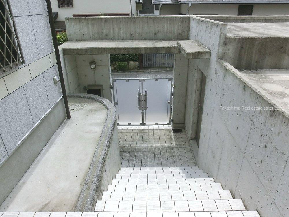 Other. Entrance approach is tiled.