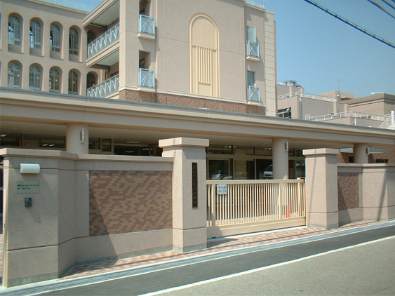 Primary school. Takarazuka 533m to stand Incheon elementary school (elementary school)