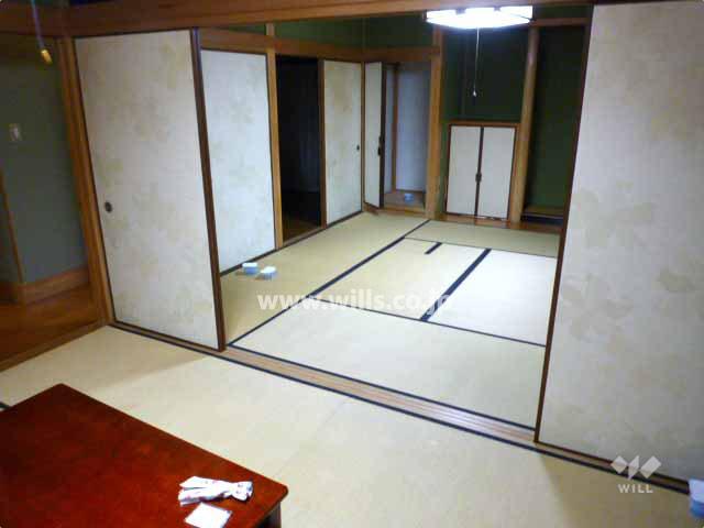 Non-living room. Following Japanese-style room