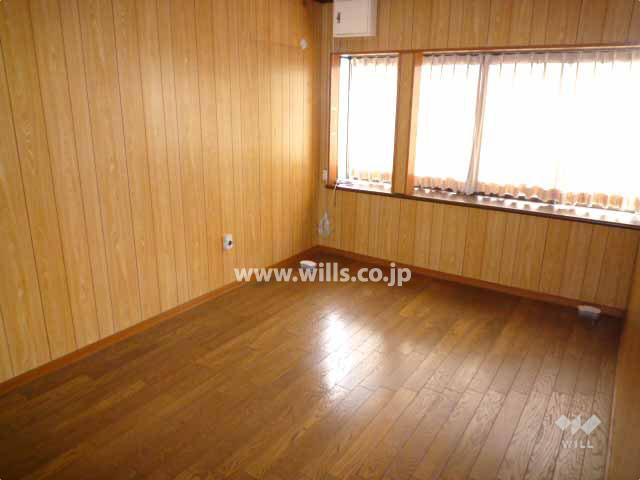 Non-living room. 2 Kaiyoshitsu