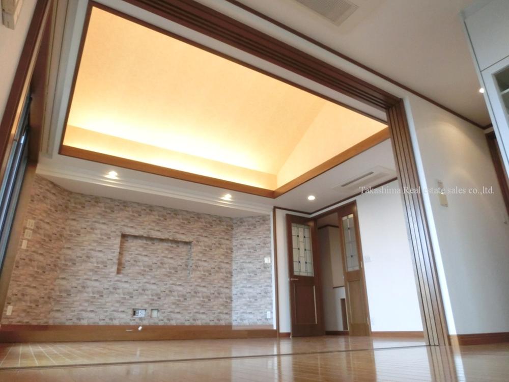 Living. Living with dimming lights are oversized at 28.3 Pledge.