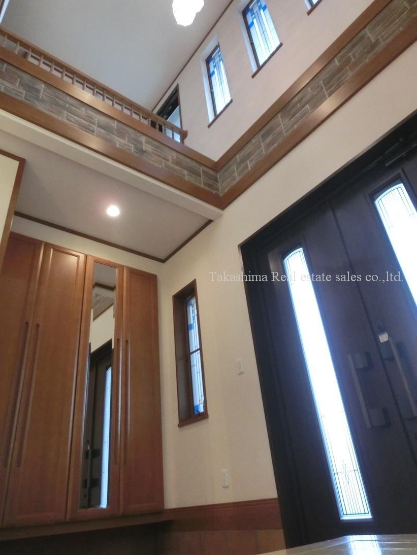 Other introspection. Foyer welcomes you in a large atrium is very large and airy with plenty.