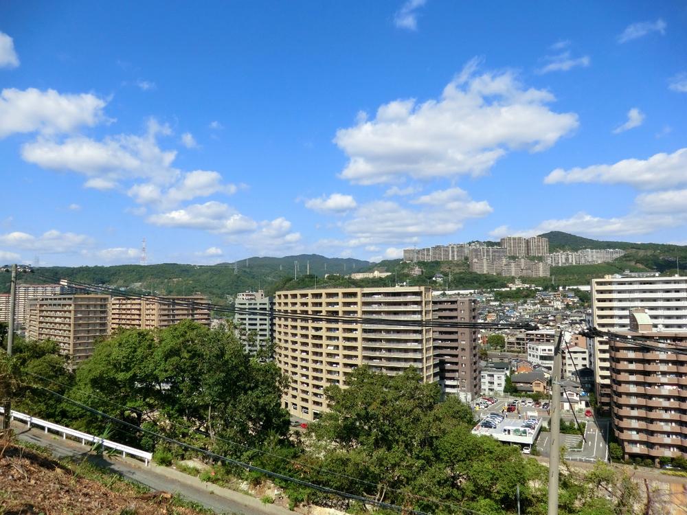 View photos from the local. Local land photo