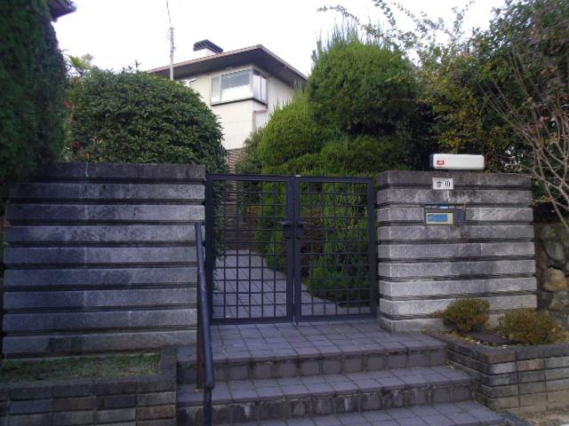 Local appearance photo. Local (12 May 2013) Shooting