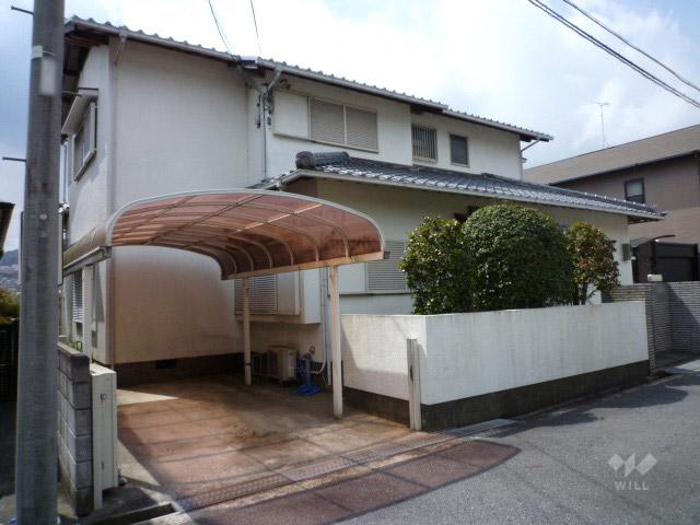 Local appearance photo. Property appearance (from the northeast side)