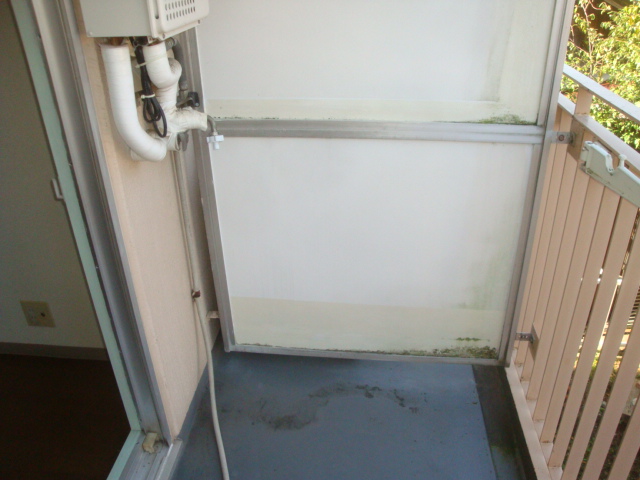 Other room space. Washing machine Storage