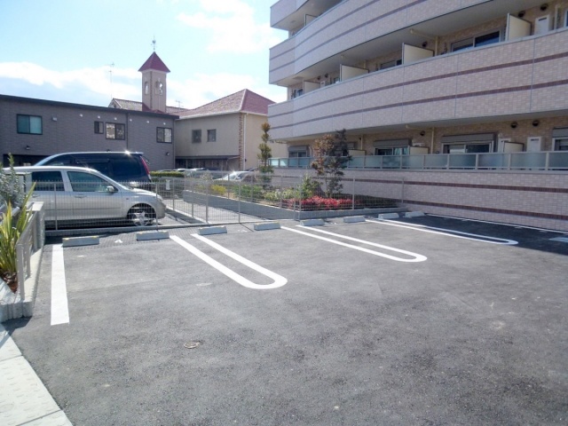 Parking lot