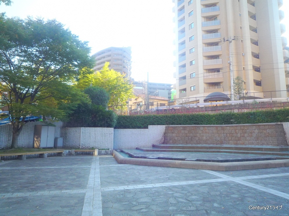 park. Yumoto stand 1473m to square (park)