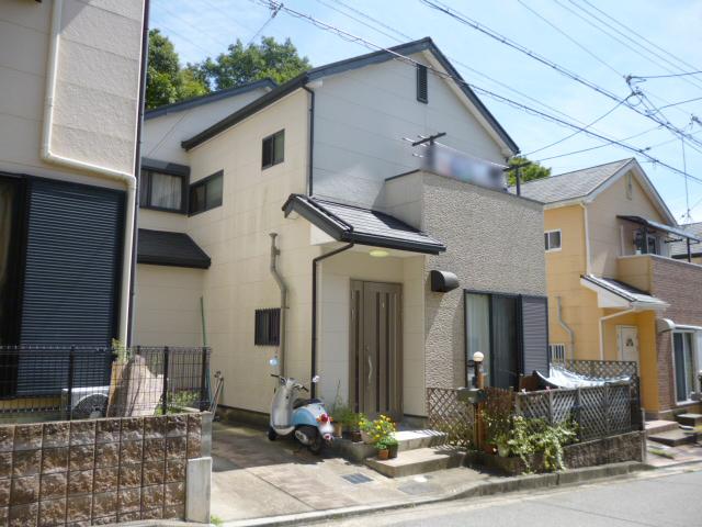 Local appearance photo. Property appearance (from the northwest side)