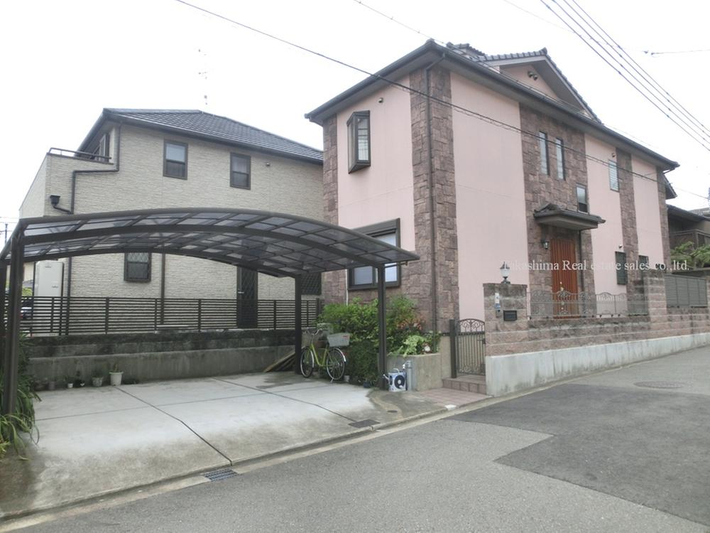 Local appearance photo. Frontage is spacious facing the 20.9m.