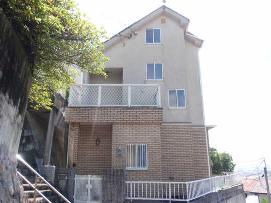 Local appearance photo. Property appearance (from the northwest side)