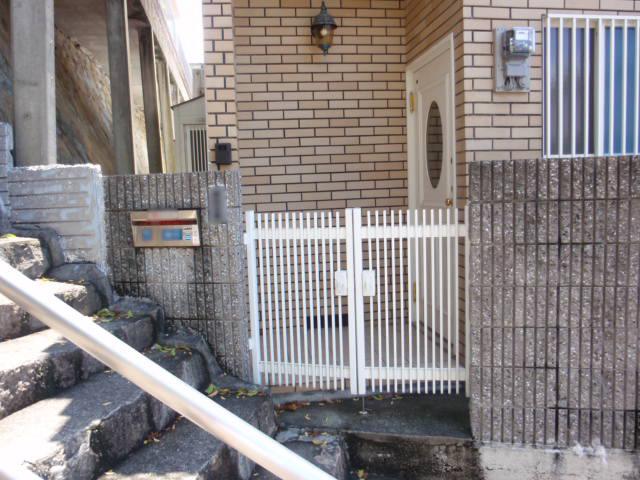 Entrance. Entrance of the property