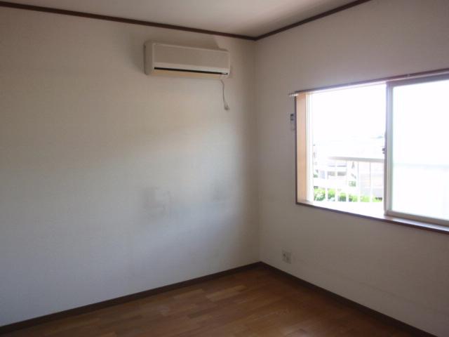 Non-living room. 2 Kaiyoshitsu