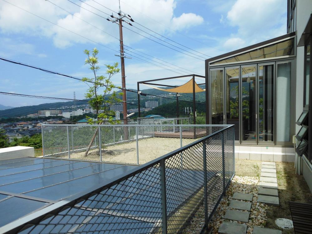 Garden. Garden (July 2013 shooting)