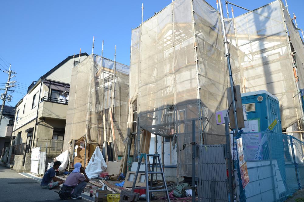 Local appearance photo. Local (10 May 2013) Shooting