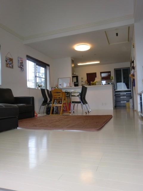 Living. L ・ D ・ Floor heating has been installed in each of K!