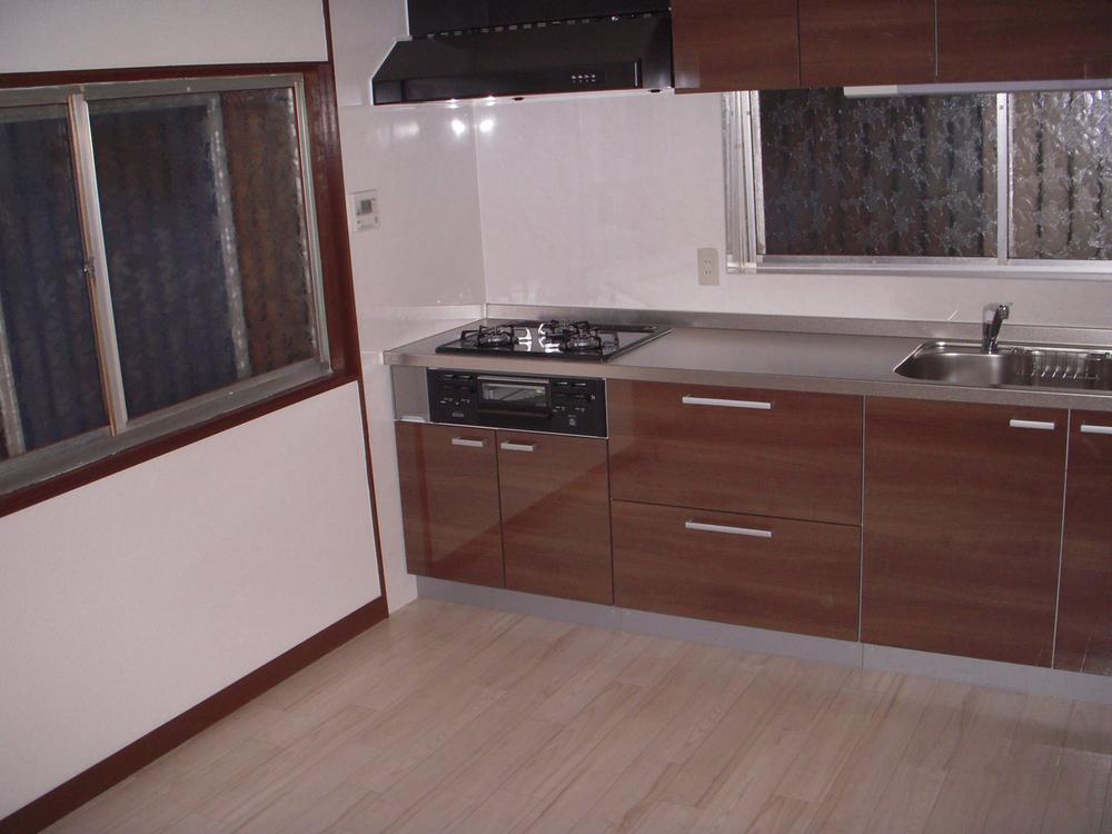 Kitchen. Local (12 May 2013) Shooting