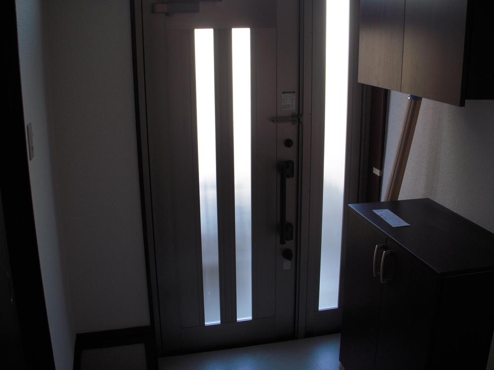 Entrance. Local (12 May 2013) Shooting