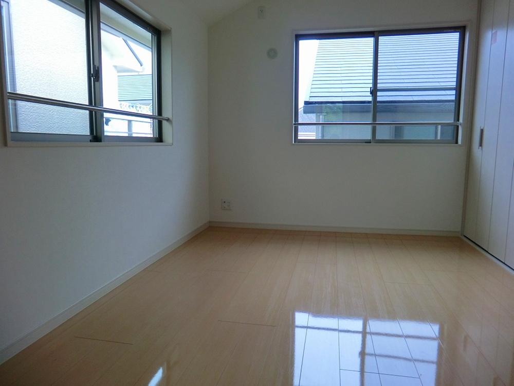 Non-living room. A No. areas of Western-style photo of