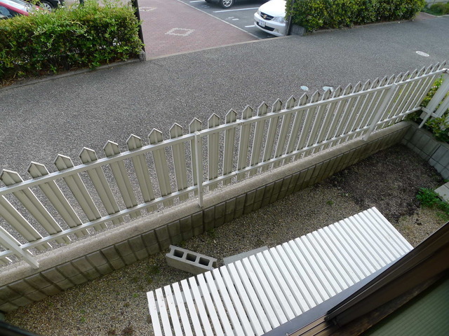 Balcony. I laundry is Jose a lot.