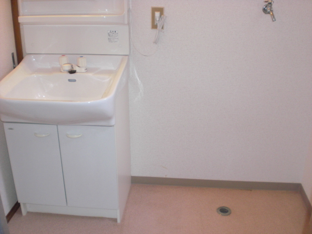 Washroom. Basin dressing room ^^