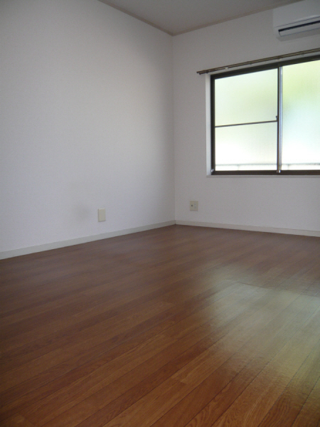 Living and room. Air-conditioned