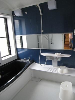 Bathroom. Indoor (September 2013) Shooting