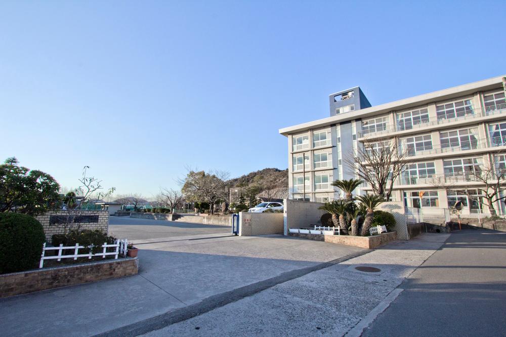 Junior high school. Takasago 637m to stand Kashima Junior High School