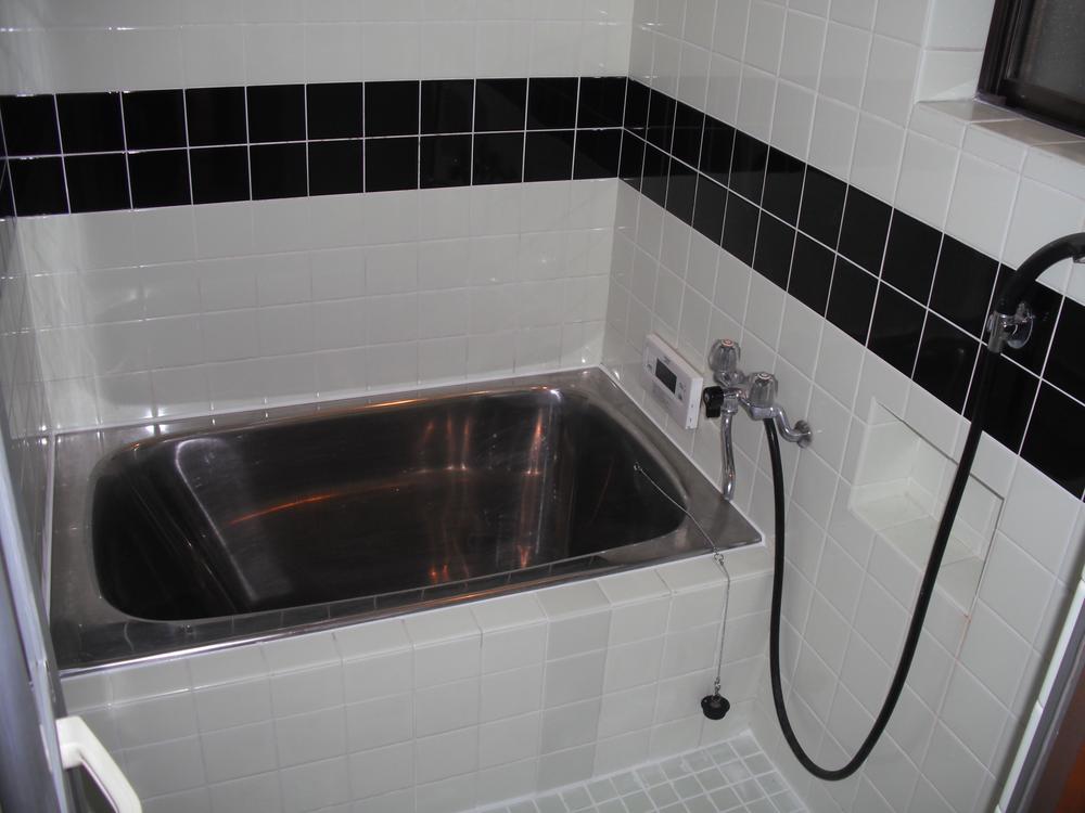 Bathroom. Takasago Nakasuji Residential home Renovated local