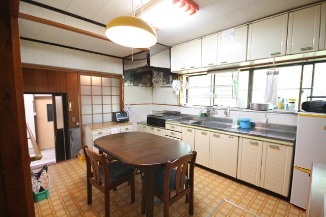 Kitchen. State of the kitchen