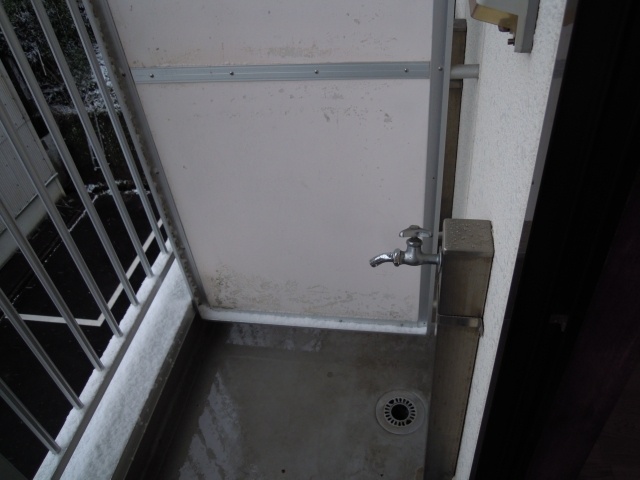 Balcony. Laundry Area