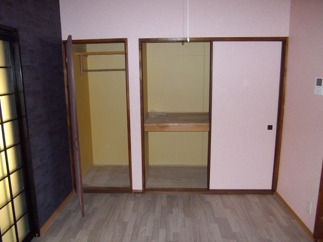 Receipt. Living storage