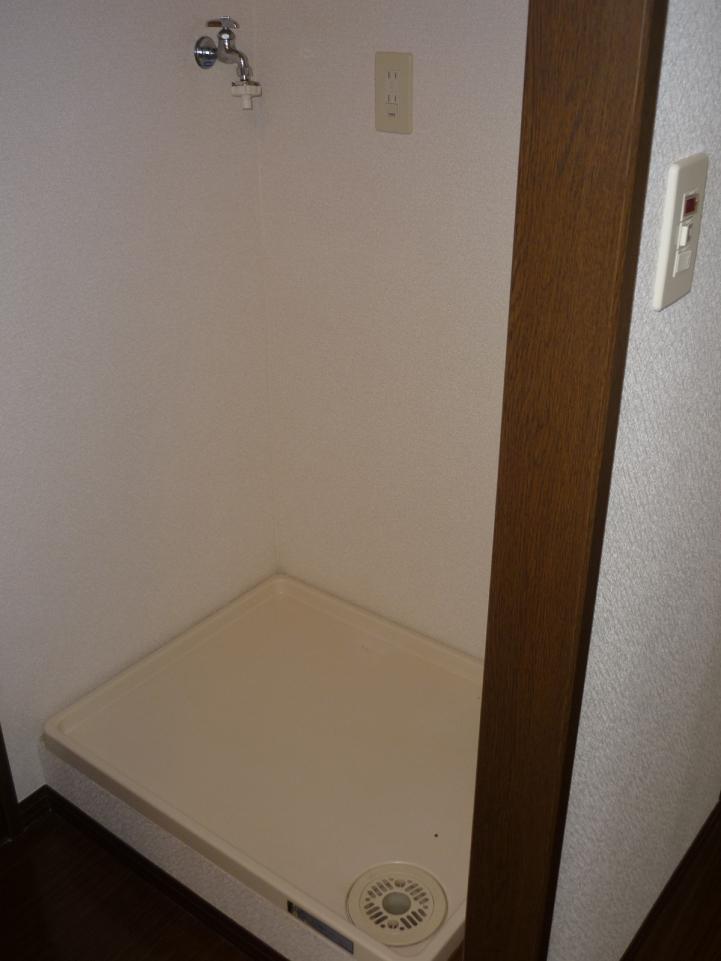 Other. Washing machine Storage