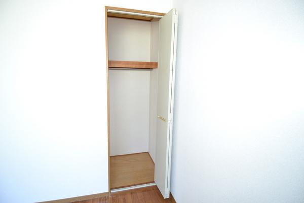 Receipt. Western-style housing