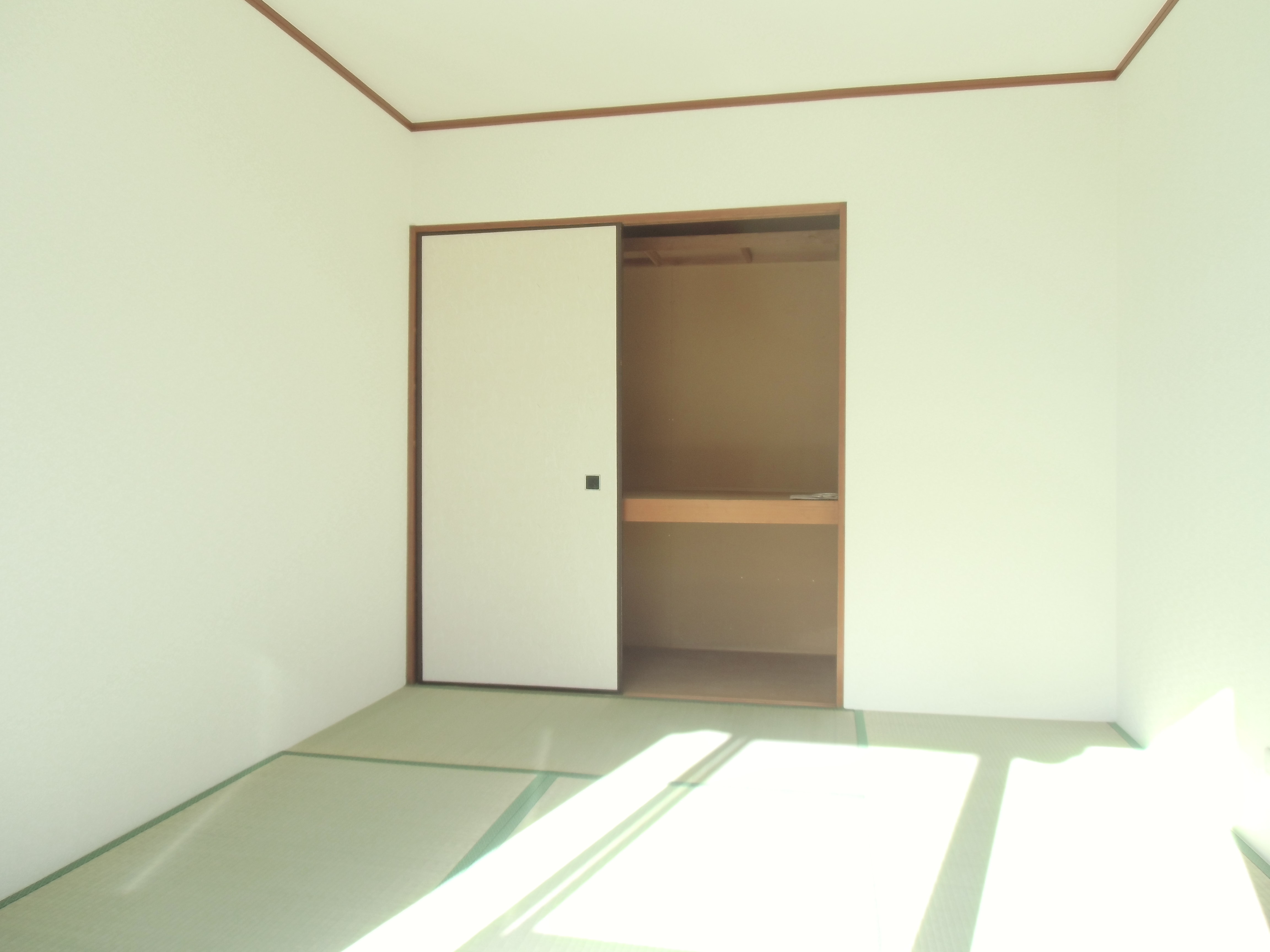 Receipt. 6 Pledge Japanese-style storage