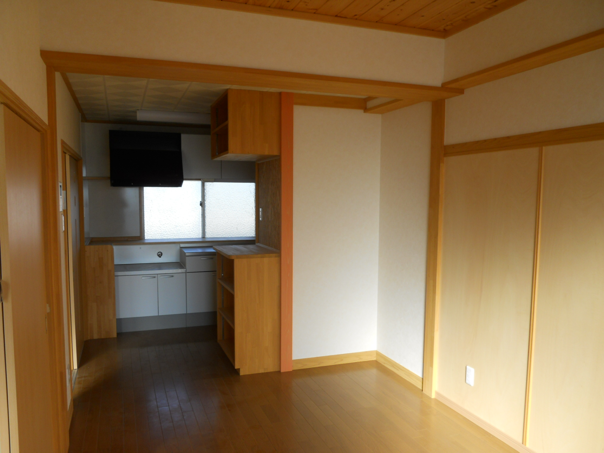 Living and room. Warmth of the wood is a cozy living room!