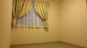 Living and room. 2 Kaikyoshitsu