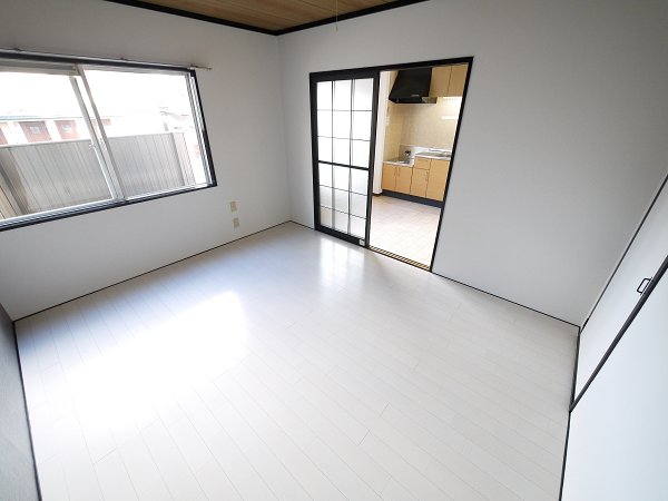 Other room space. Receipt