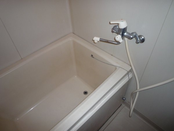 Bath. Hot water supply equation