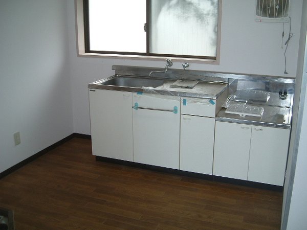 Living and room. Kitchen