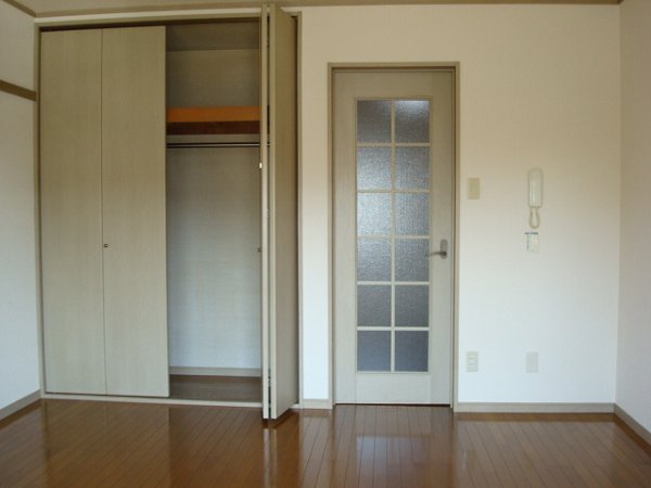 Living and room. Flooring