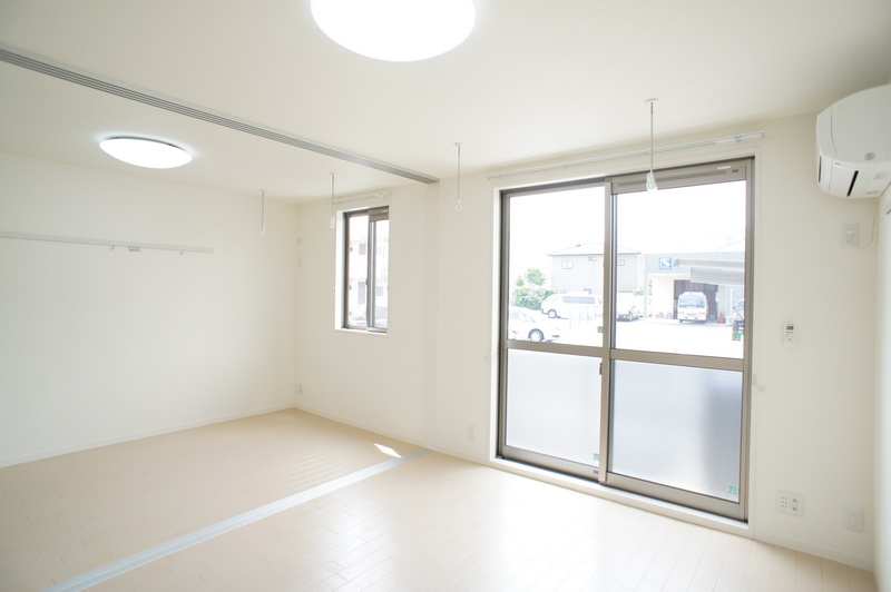 Living and room. Image. All rooms are equipped with LED lighting. Two indoor Dried.