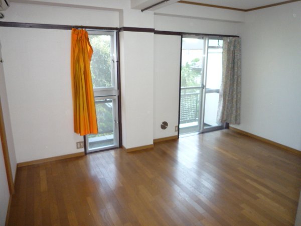 Living and room. Popular Flooring