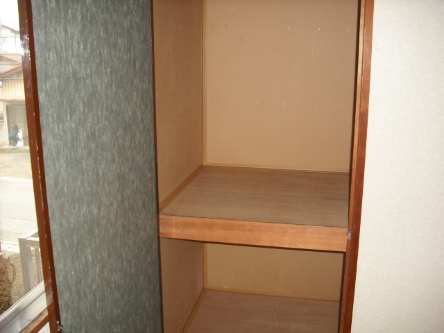 Receipt. Hammer compartment of the Japanese-style room 4.5 quires