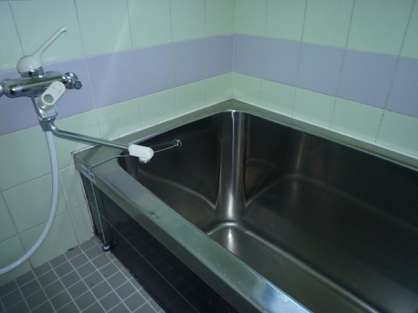 Bath. Hot water supply equation