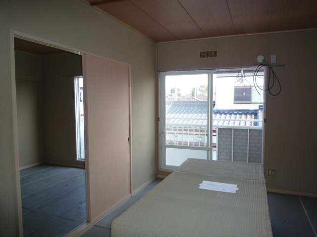 Living and room. It is drawn at the tatami tenants. 